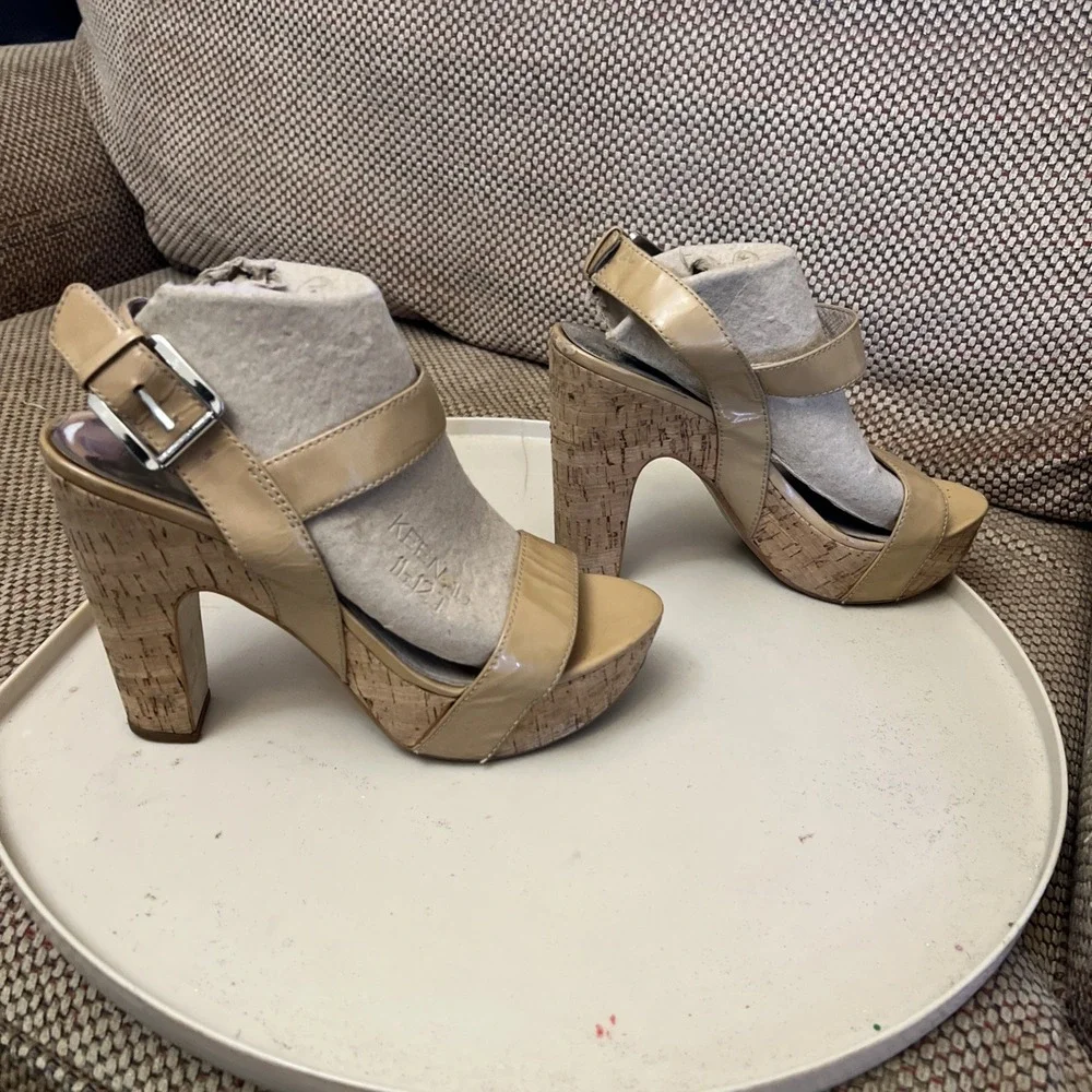 Michael Kors Ivana Platform Sandals Heels Women Size 9.5 M Nude